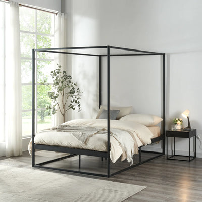 Cama con dosel