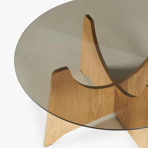 Mesa de centro 'Omlar' con tablero de vidrio redondo Ø70 x 35 cm aspecto roble / gris ahumado