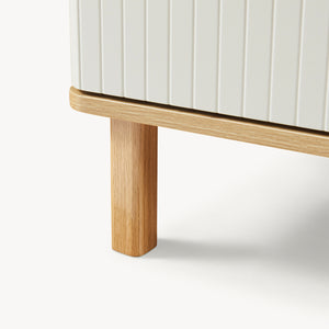 Cómoda Ferrersp con 3 cajones 70x60x40 cm aspecto roble/color arena [en.casa]