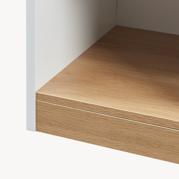 Mesita de noche Lure 55x30x35 cm Blanco/Aspecto roble [en.casa]