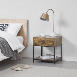 Mesa auxiliar Bjuv 45x39x49cm Tono de madera oscura en.casa