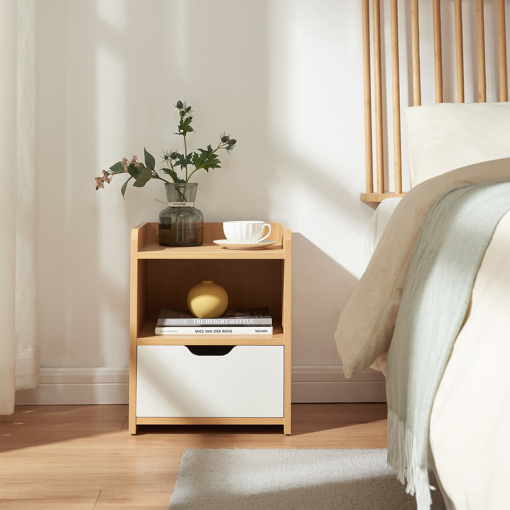 Mesita de noche Bordkak 45x36x34 cm efecto roble/blanco [en.casa]