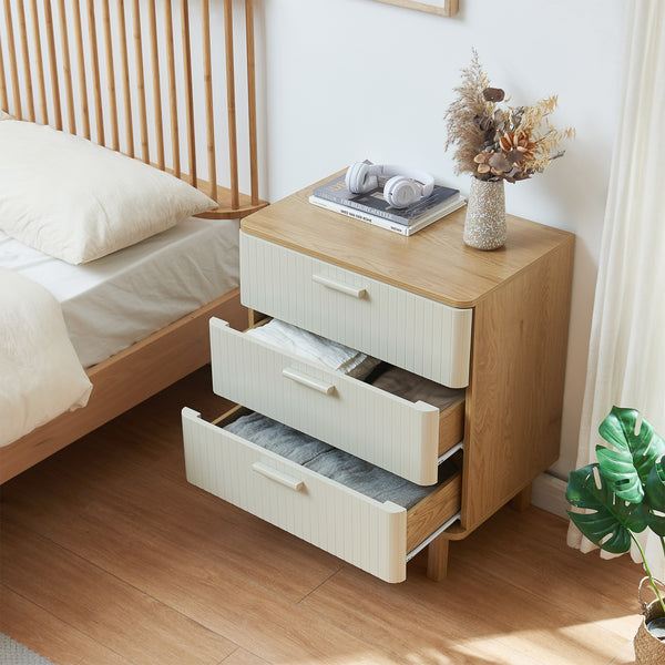 Cómoda Ferrersp con 3 cajones 70x60x40 cm aspecto roble/color arena [en.casa]