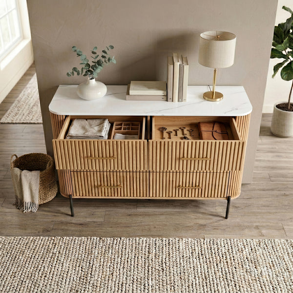 Cómoda Kokunse con 6 cajones 120x42x78 cm aspecto roble [en.casa]