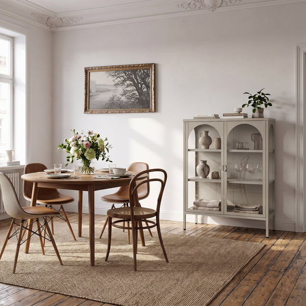 Vitrina Klippestad con 2 puertas arqueadas acero 95x80x35cm Gris cálido [en.casa]