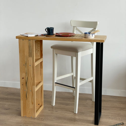 Mesa alta Nørager con estantería de madera de pino [en.casa]