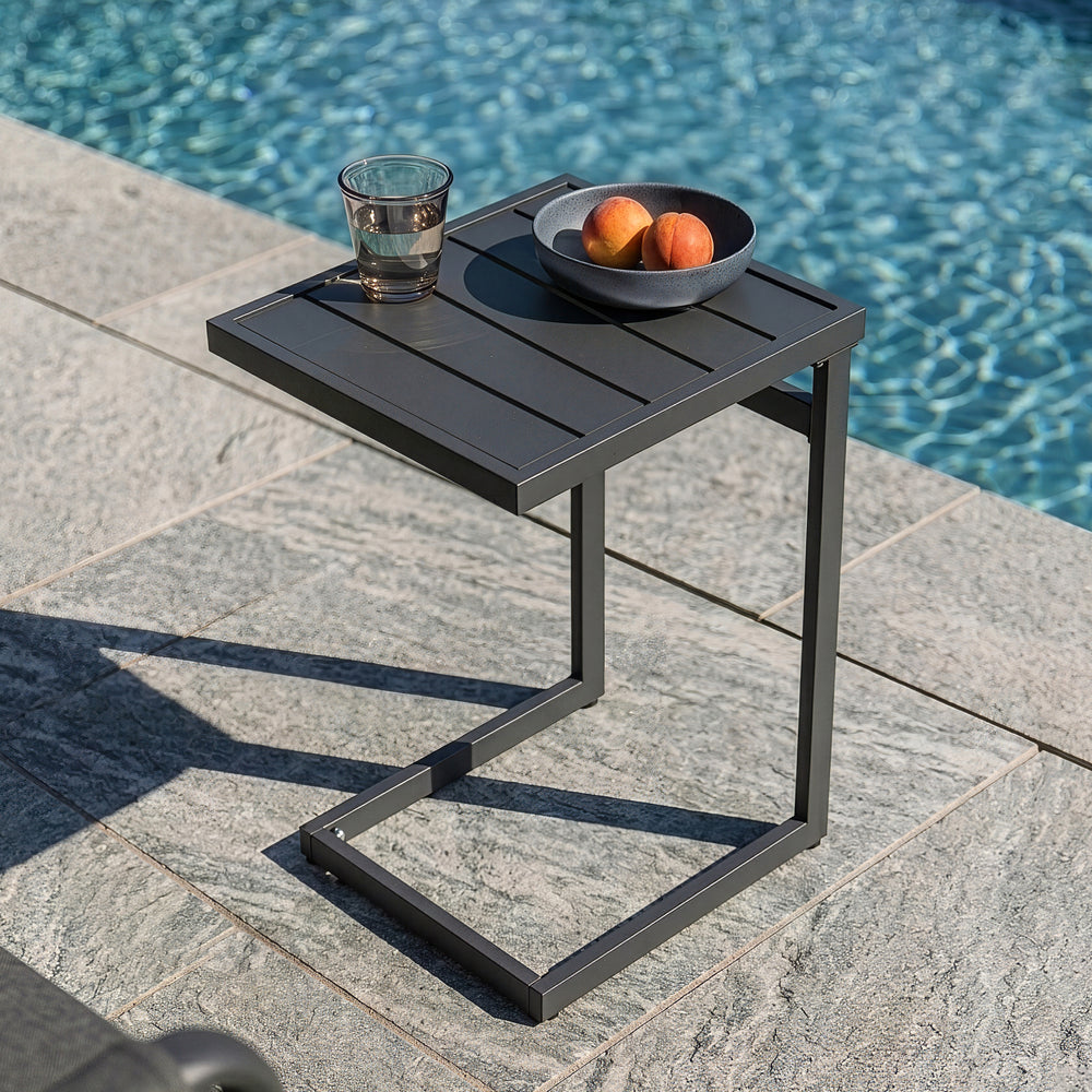Mesa auxiliar de exterior Gaby en forma de C acero 58x40x30cm Antracita [casa.pro]