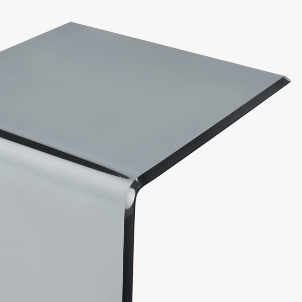 Mesa auxiliar Trölmapilu en forma de C vidrio templado 60x40x40 cm [en.casa]