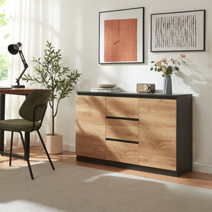 Aparador Kyr negro/robusto aspecto roble [en.casa]