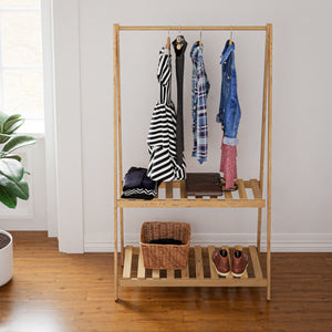 Perchero Ledøje con 2 estantes Madera de pino en varios tamaños [en.casa]
