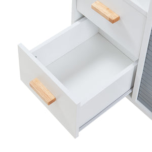 Aparador Kvaefjord con puertas de persiana Blanco/Gris [en.casa]